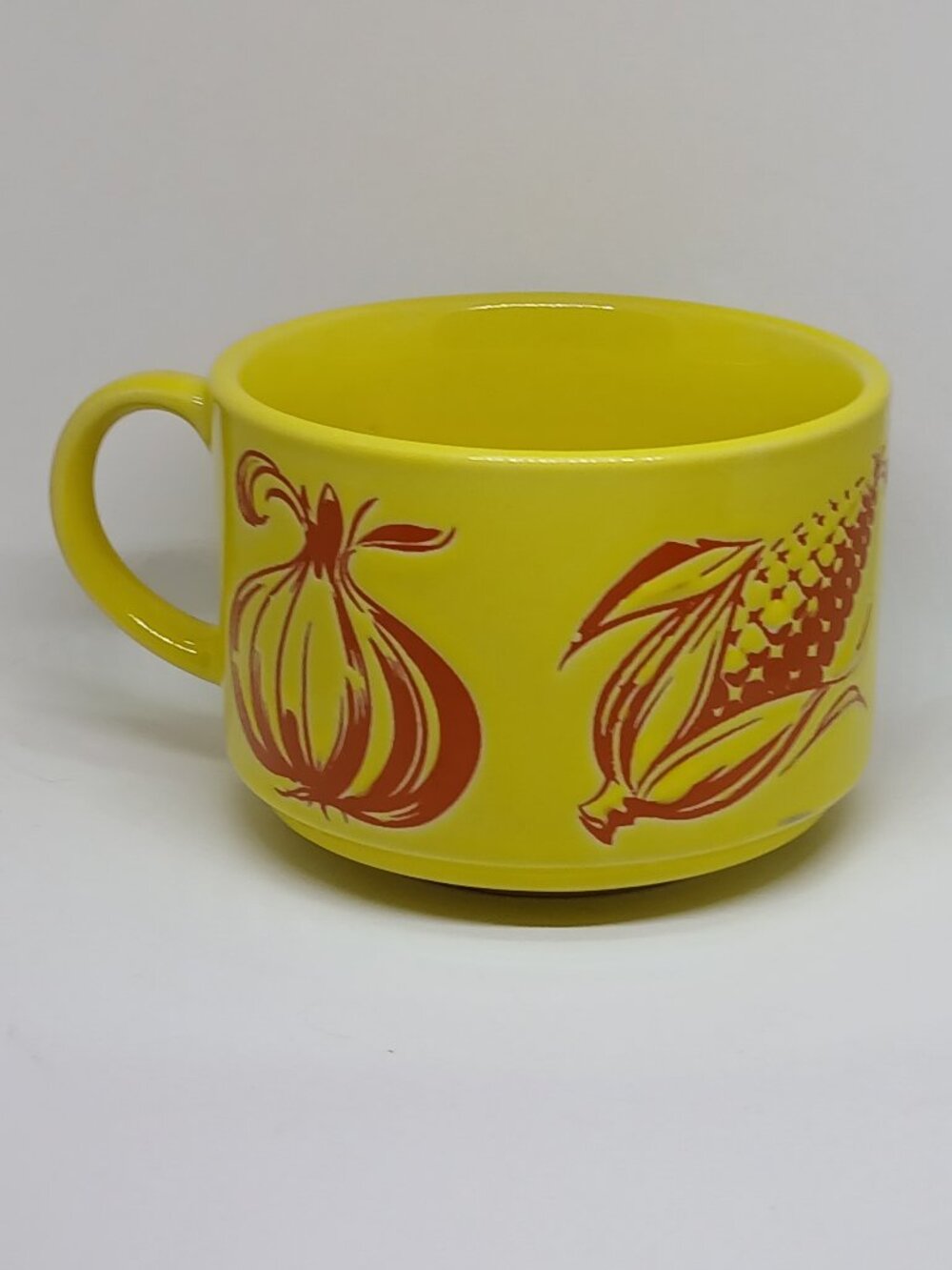 VINTAGE YELLOW 1970s CERAMIC ONION & CORN SOUP MUG